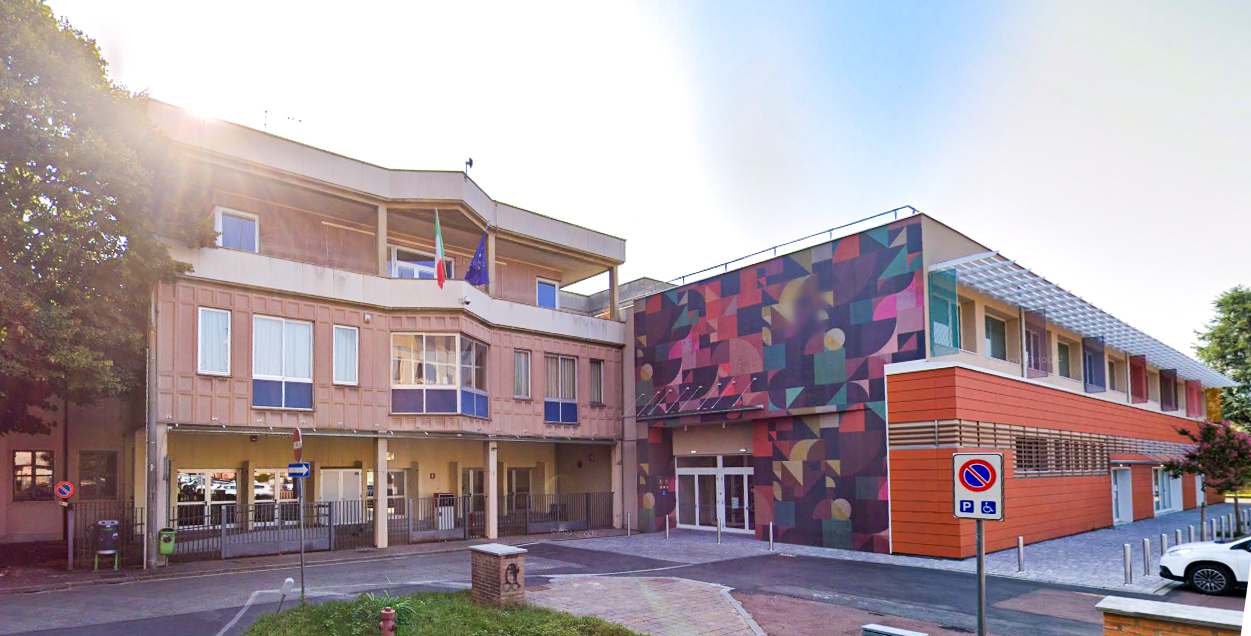 PRIMARIA ALDO MORO - school photo 1 showing facilities in CORBETTA