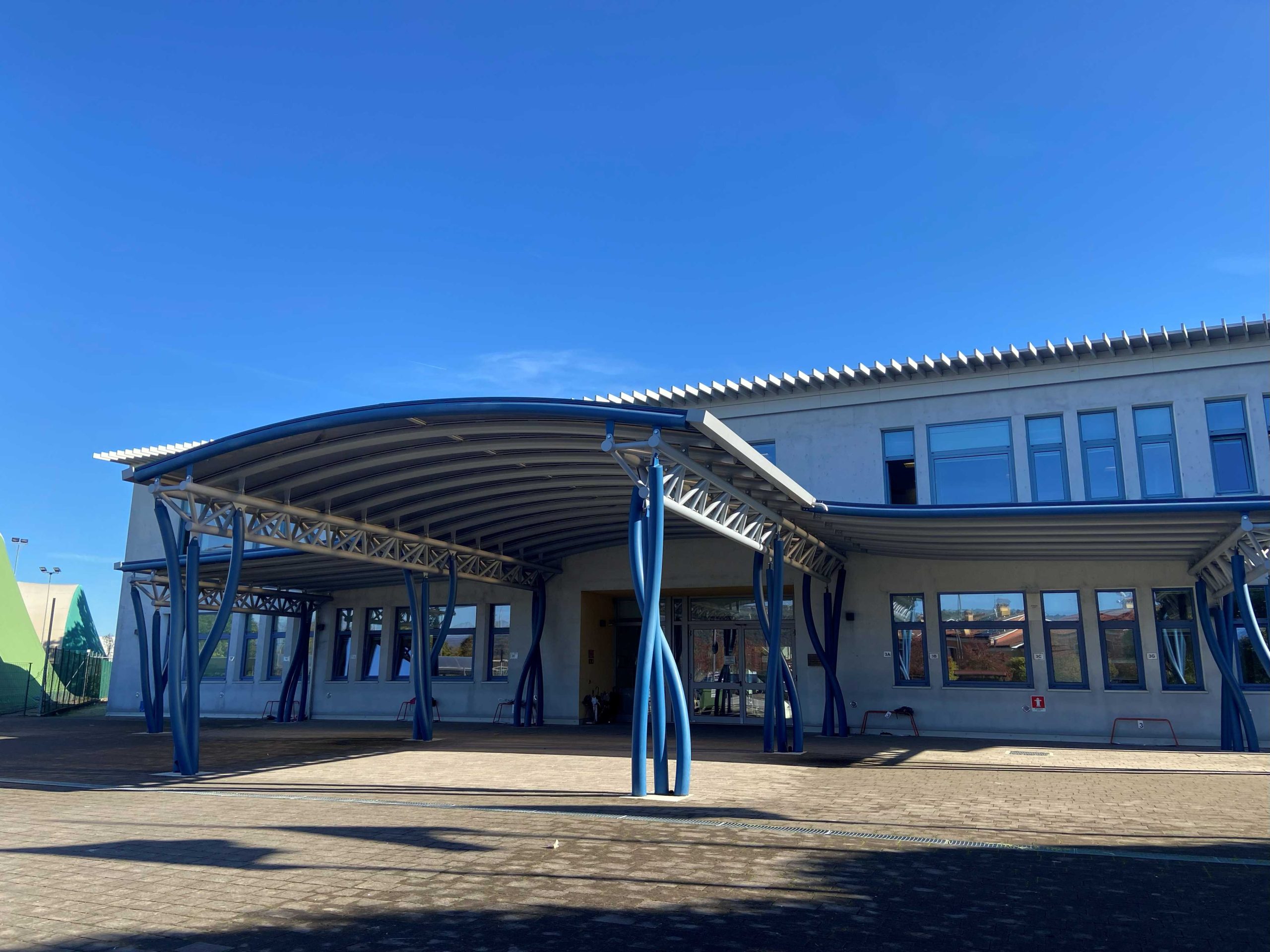 LAMPERTICO - school photo 1 showing facilities in COSTABISSARA
