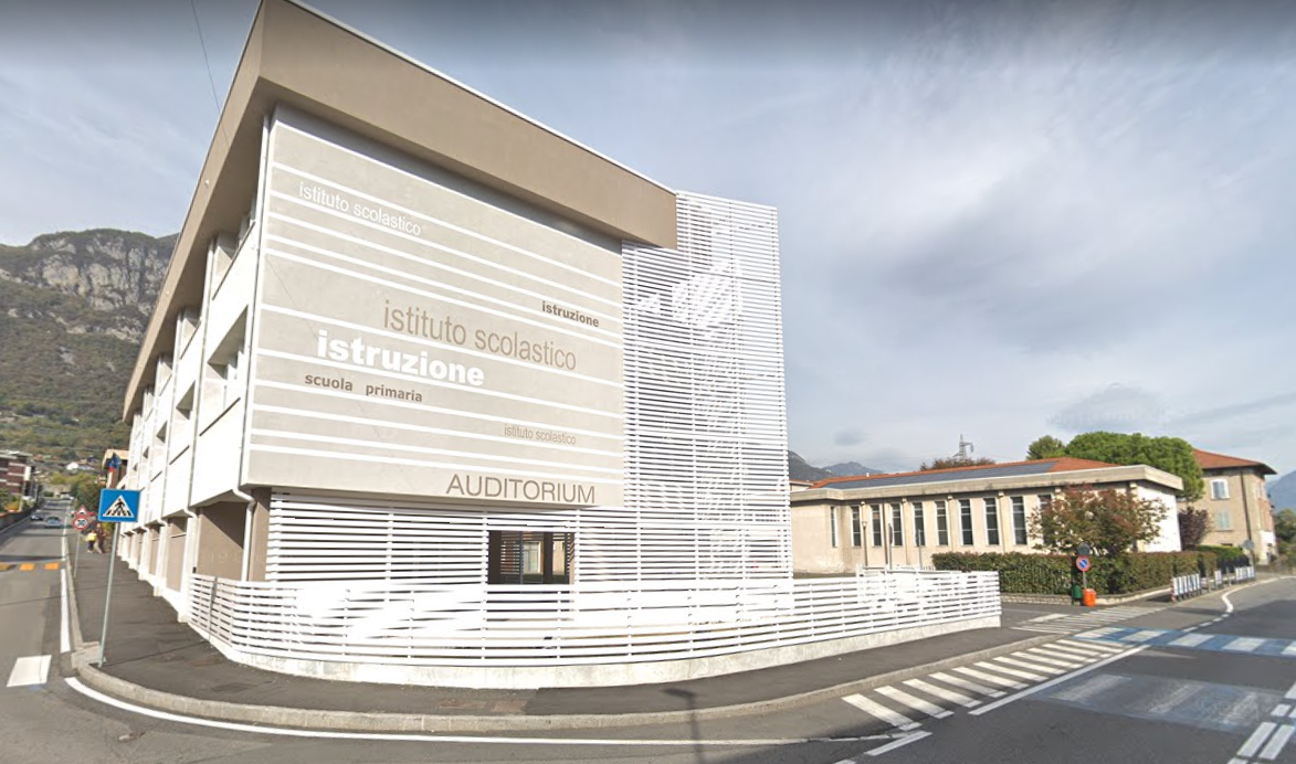 ROGNO CAP. - school photo 1 showing facilities in ROGNO