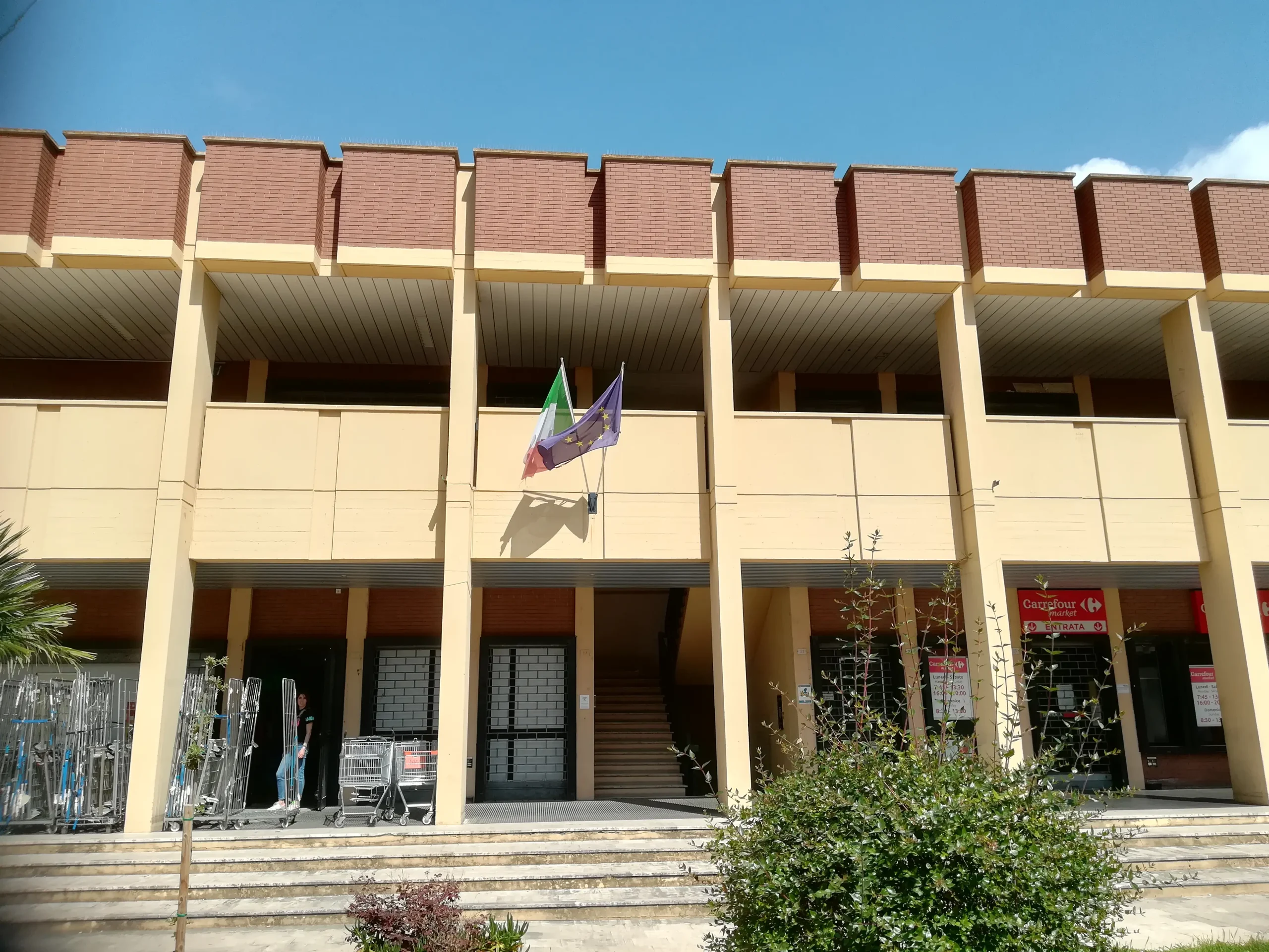 DISTRETTO "035" - MASSA M/MA - school photo 1 showing facilities in FOLLONICA